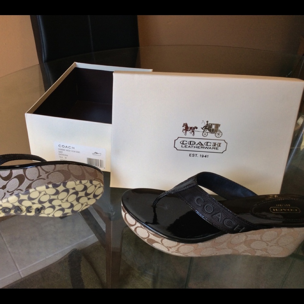 NEW, NEVER WORN: Authentic COACH "Cammie" Sandal